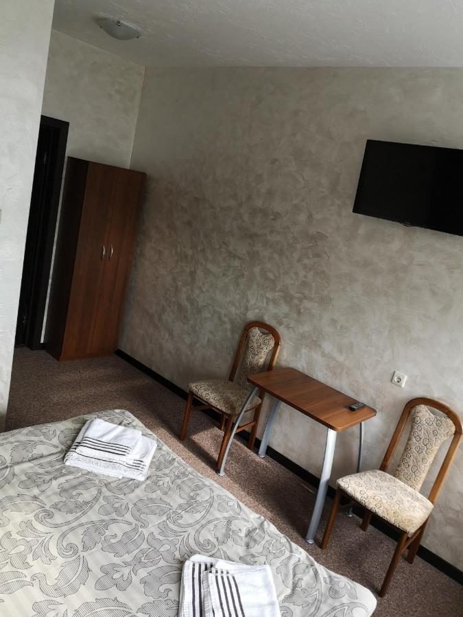 Bed and Breakfast Pas Neriju Skuodas Exterior foto